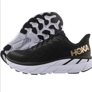 Hike One One Clifton 7